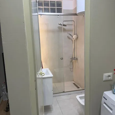 Nari Apartament *